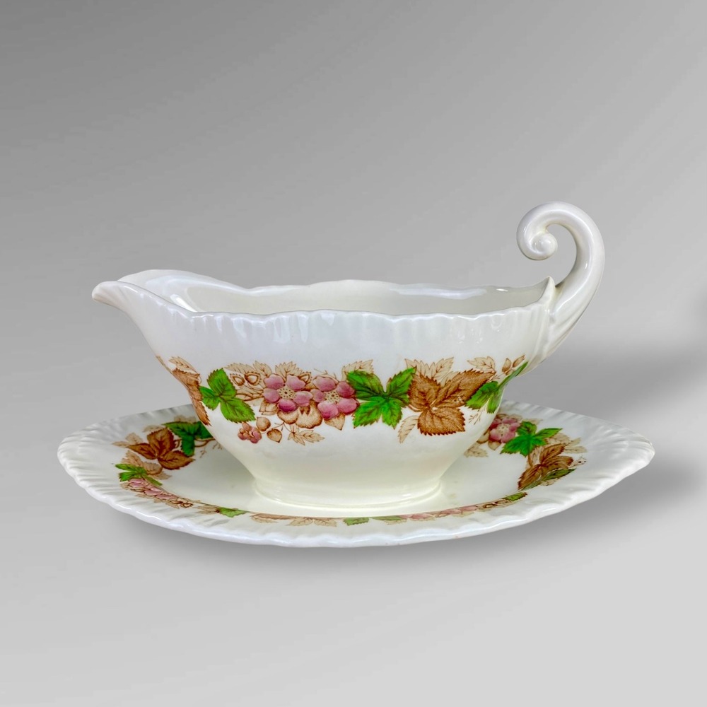 Wedgwood Wildbriar Pink‎ Gravy Boat Underplate Floral Ironstone 1957 Vintage
